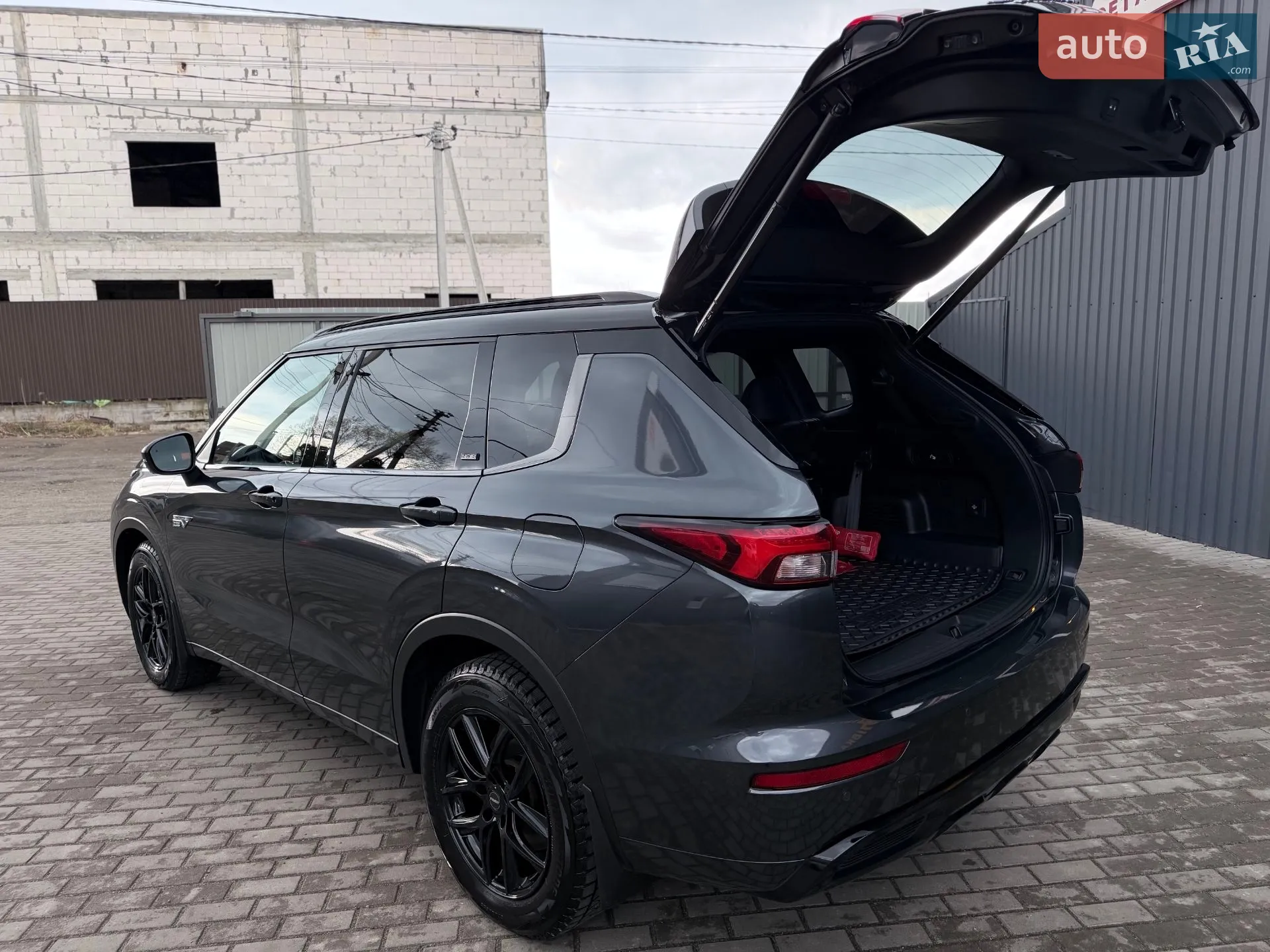 2024 Mitsubishi Outlander - мініатюра 11