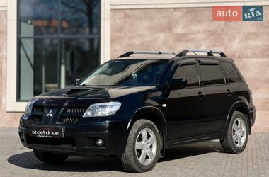 Позашляховик / Кросовер Mitsubishi Outlander 2005 в Миколаєві