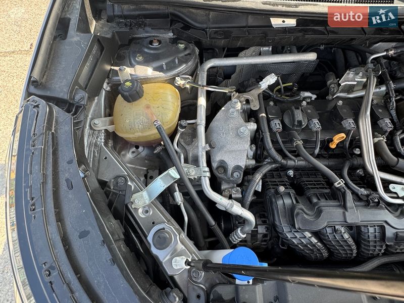 Внедорожник / Кроссовер Mitsubishi Outlander 2021 в Запорожье