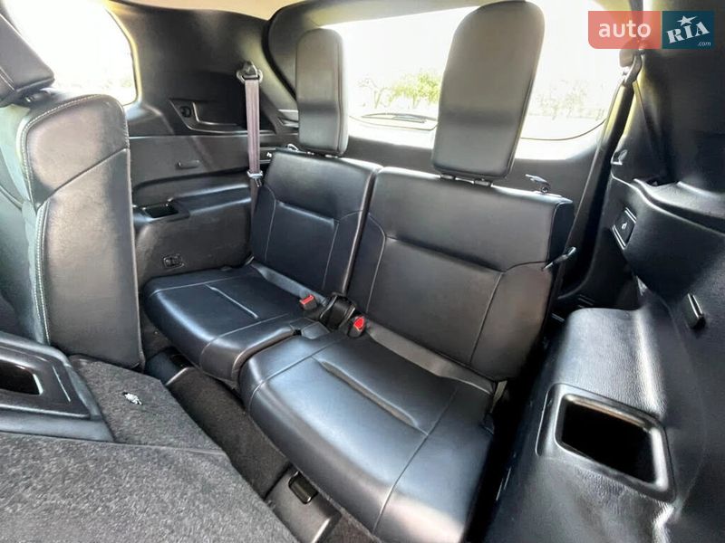 Внедорожник / Кроссовер Mitsubishi Outlander 2021 в Чернигове