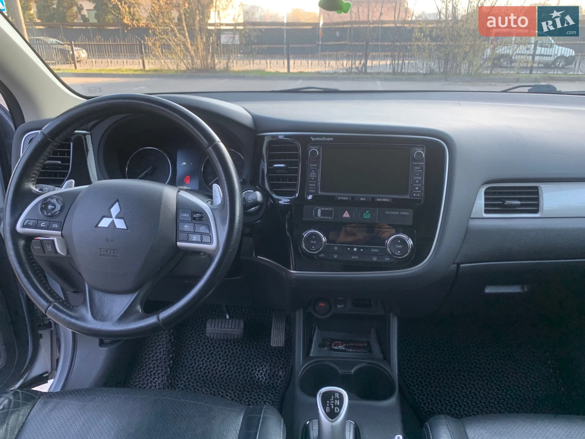 2014 Mitsubishi Outlander - мініатюра 39
