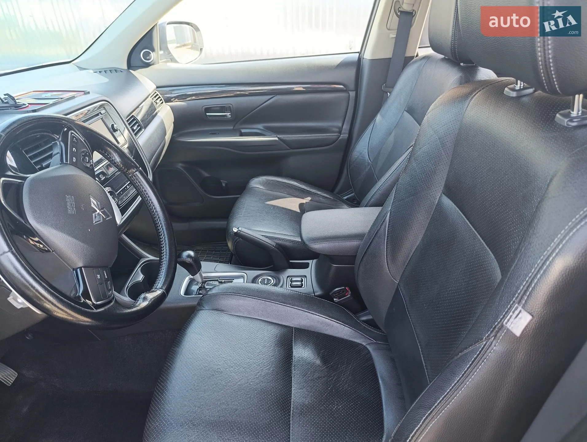 2016 Mitsubishi Outlander - мініатюра 3