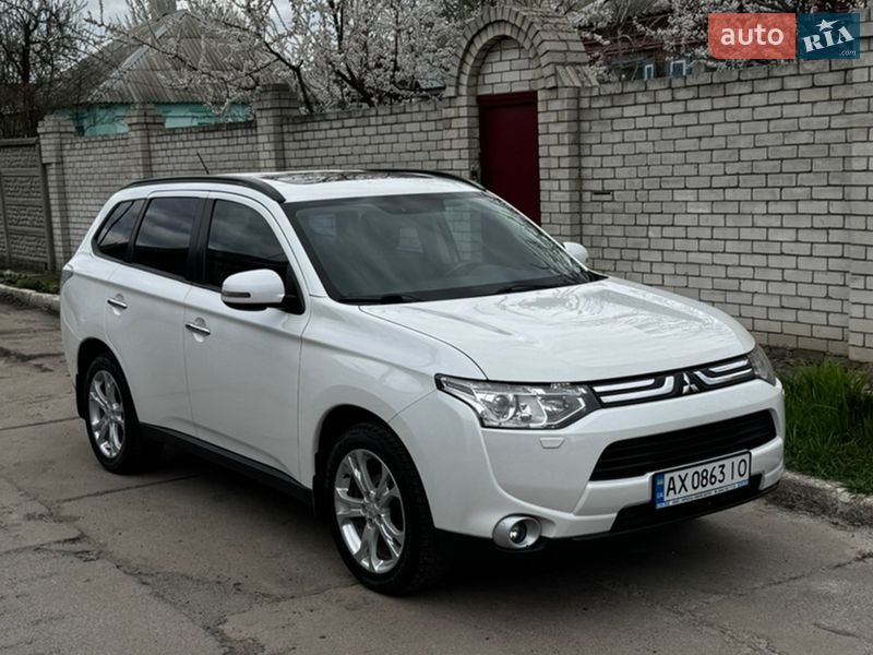 Mitsubishi Outlander 2013