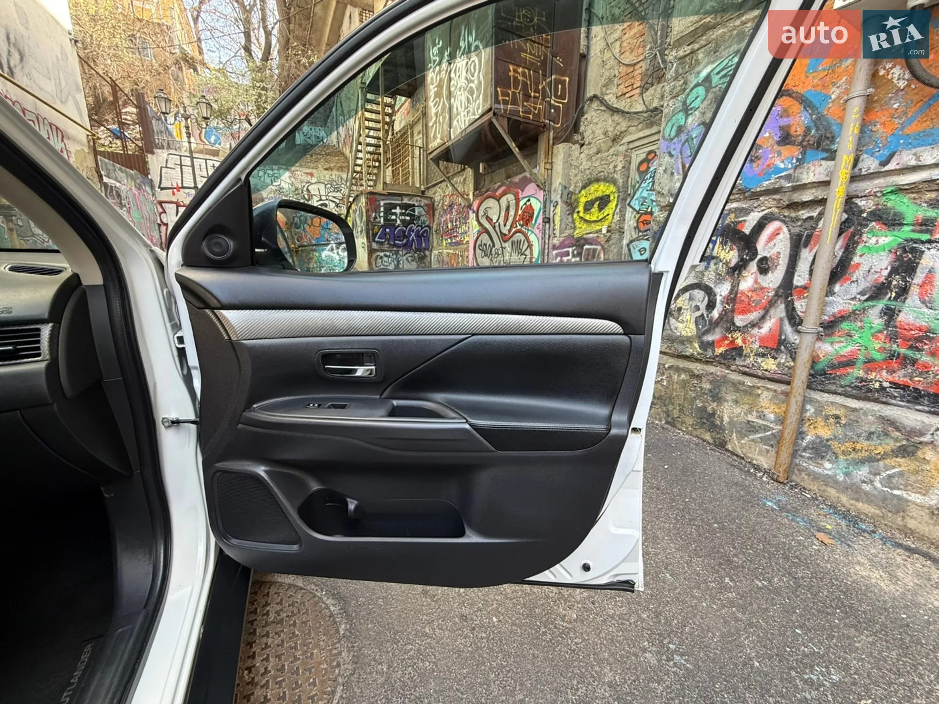 2014 Mitsubishi Outlander - мініатюра 65