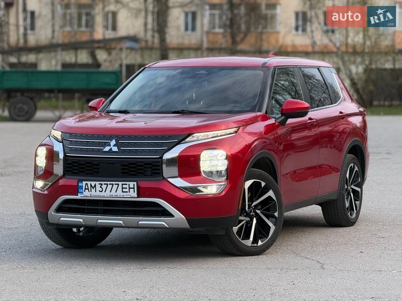 Mitsubishi Outlander 2021