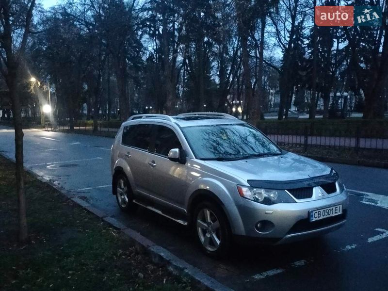 Внедорожник / Кроссовер Mitsubishi Outlander 2008 в Чернигове