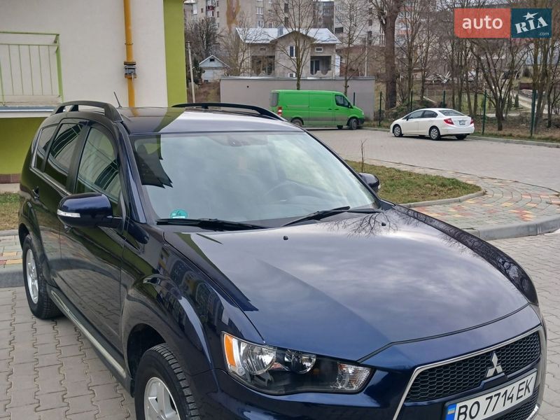 Mitsubishi Outlander 2010