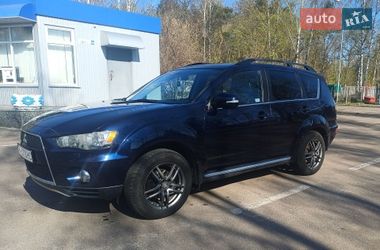 Внедорожник / Кроссовер Mitsubishi Outlander 2012 в Житомире