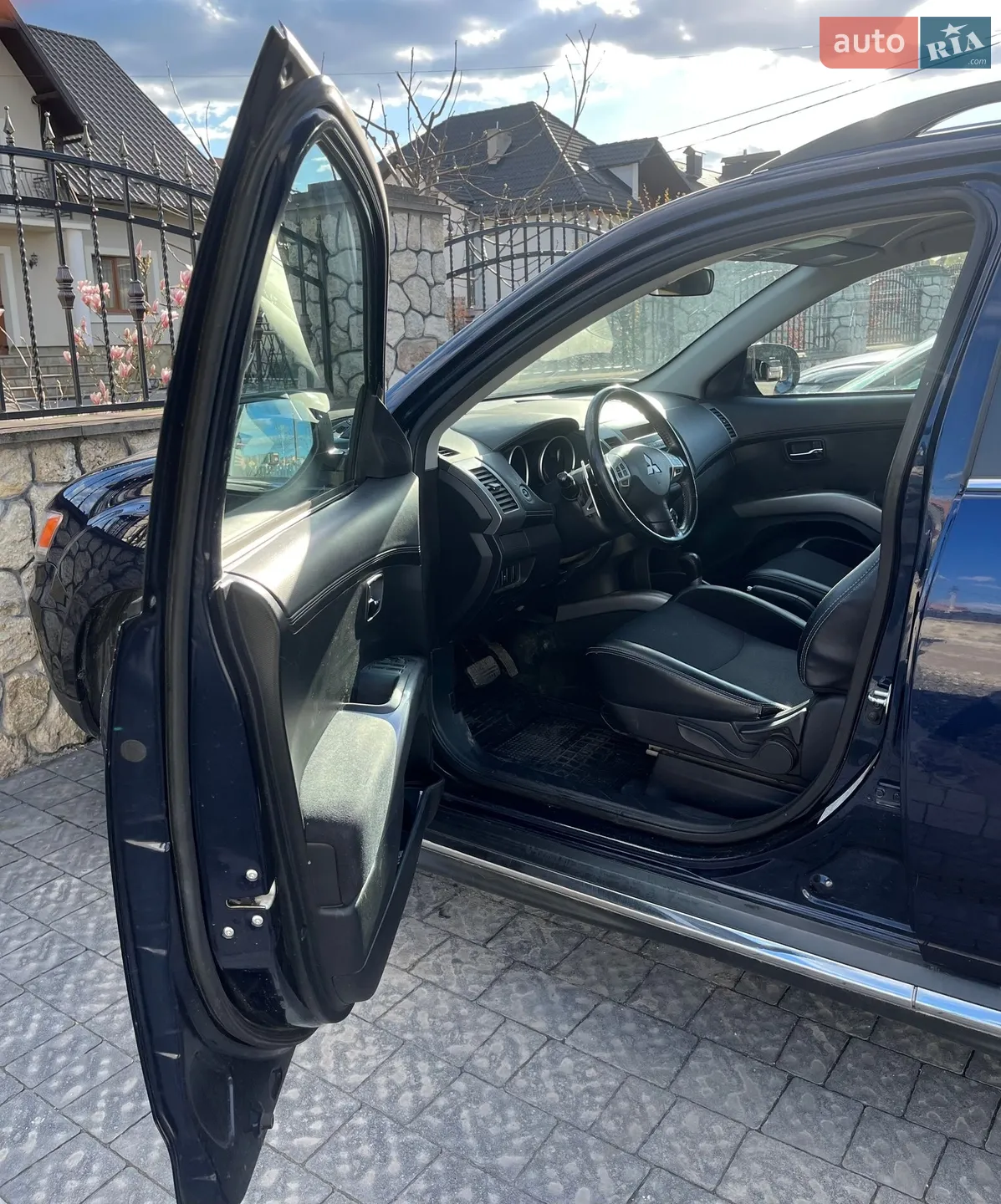 2011 Mitsubishi Outlander - мініатюра 10