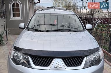 Внедорожник / Кроссовер Mitsubishi Outlander 2007 в Беляевке