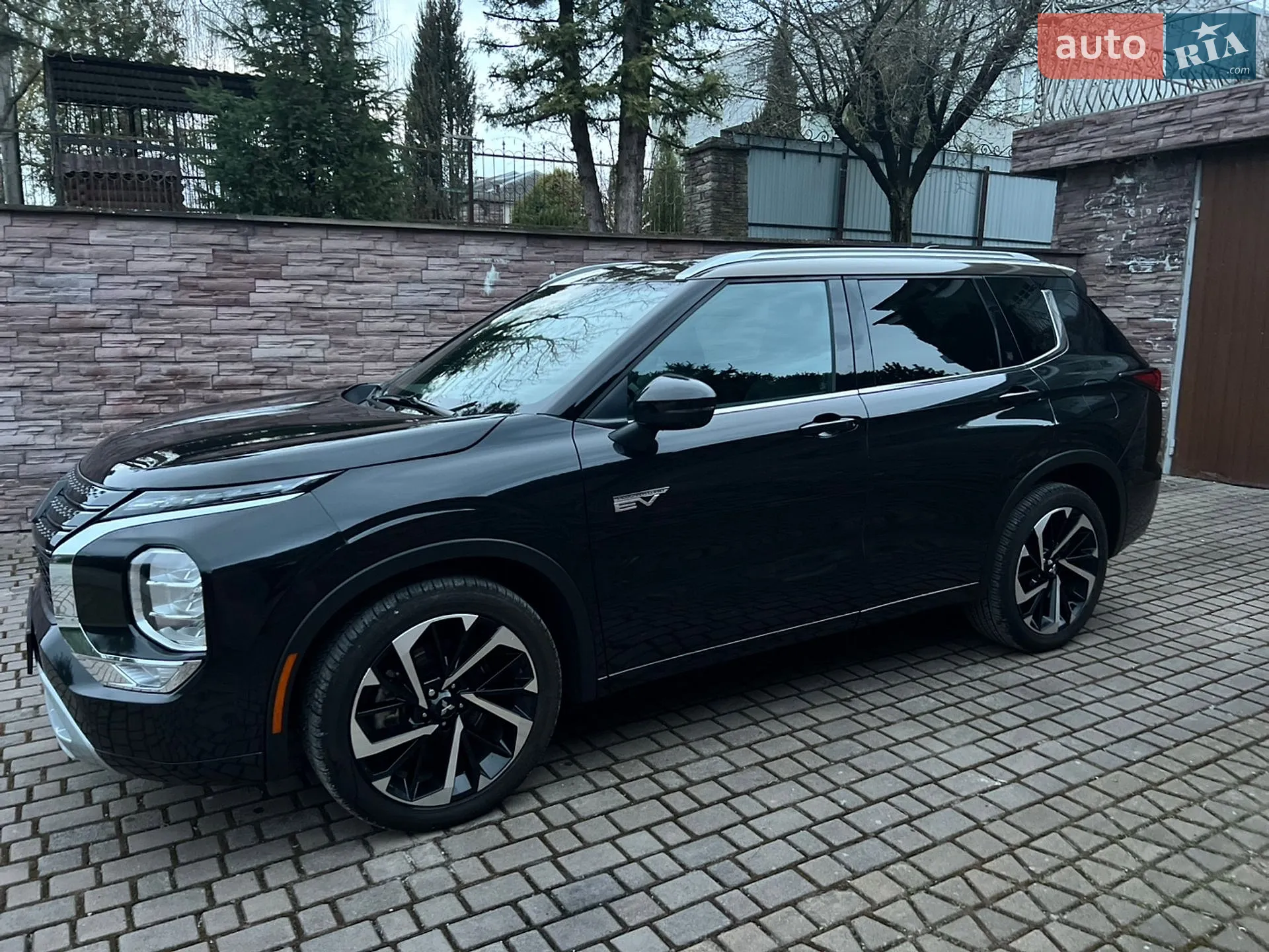 2023 Mitsubishi Outlander - мініатюра 3