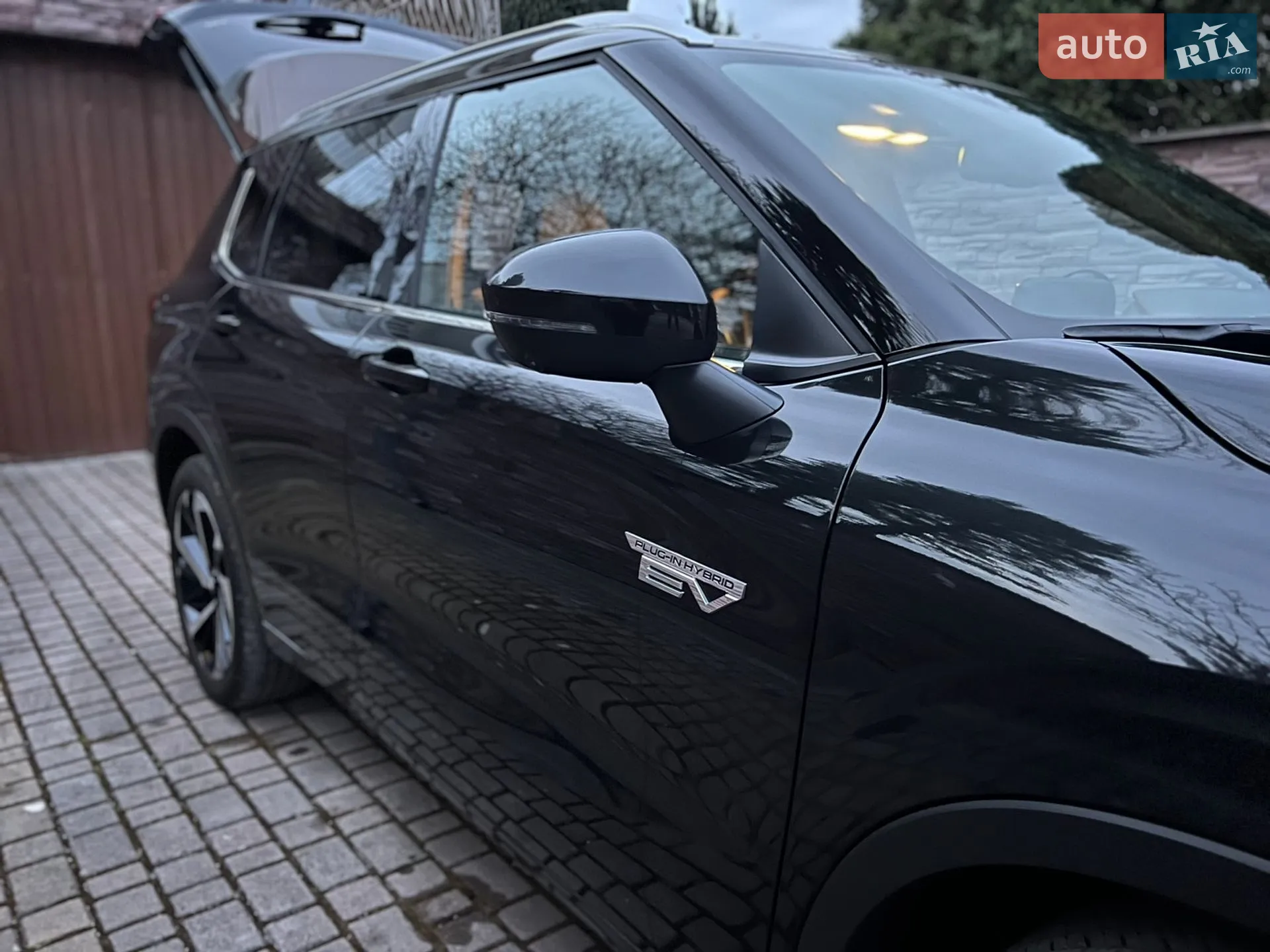 2023 Mitsubishi Outlander - мініатюра 21