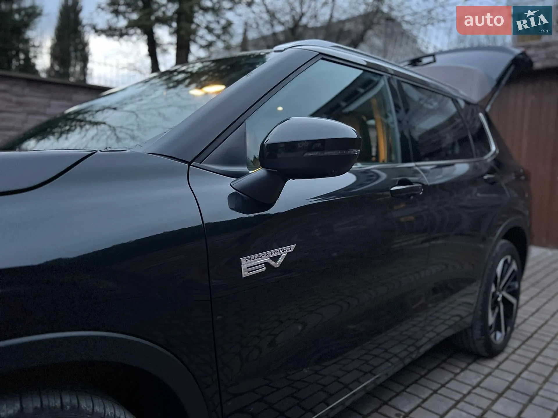 2023 Mitsubishi Outlander - мініатюра 22