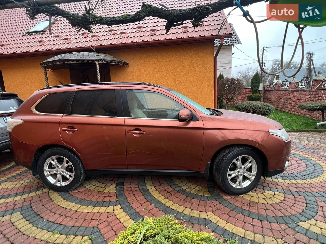 2012 Mitsubishi Outlander - мініатюра 8