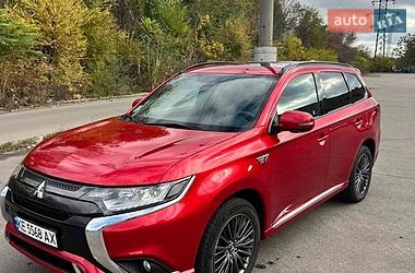 Внедорожник / Кроссовер Mitsubishi Outlander 2021 в Днепре