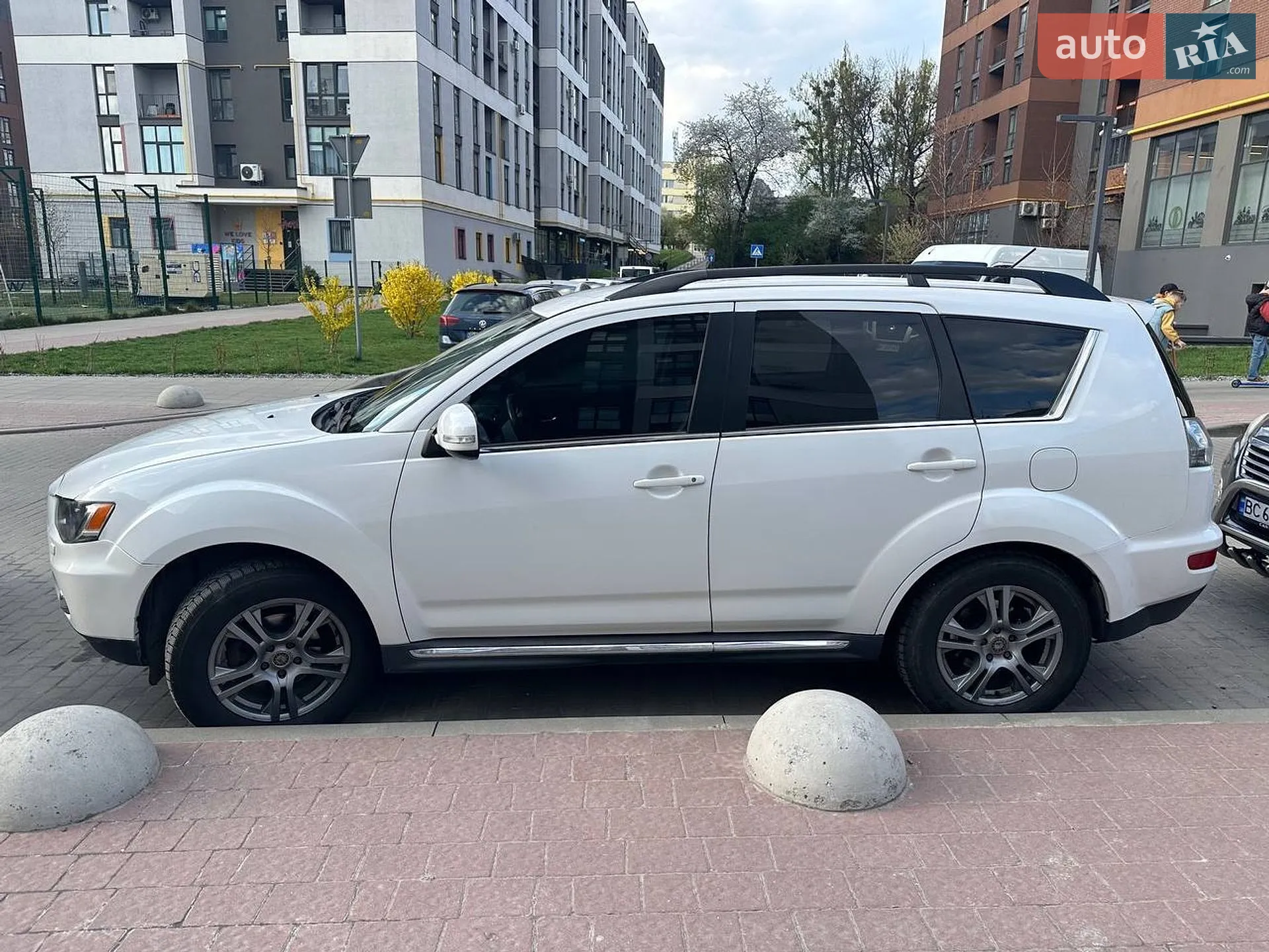 2011 Mitsubishi Outlander - мініатюра 6
