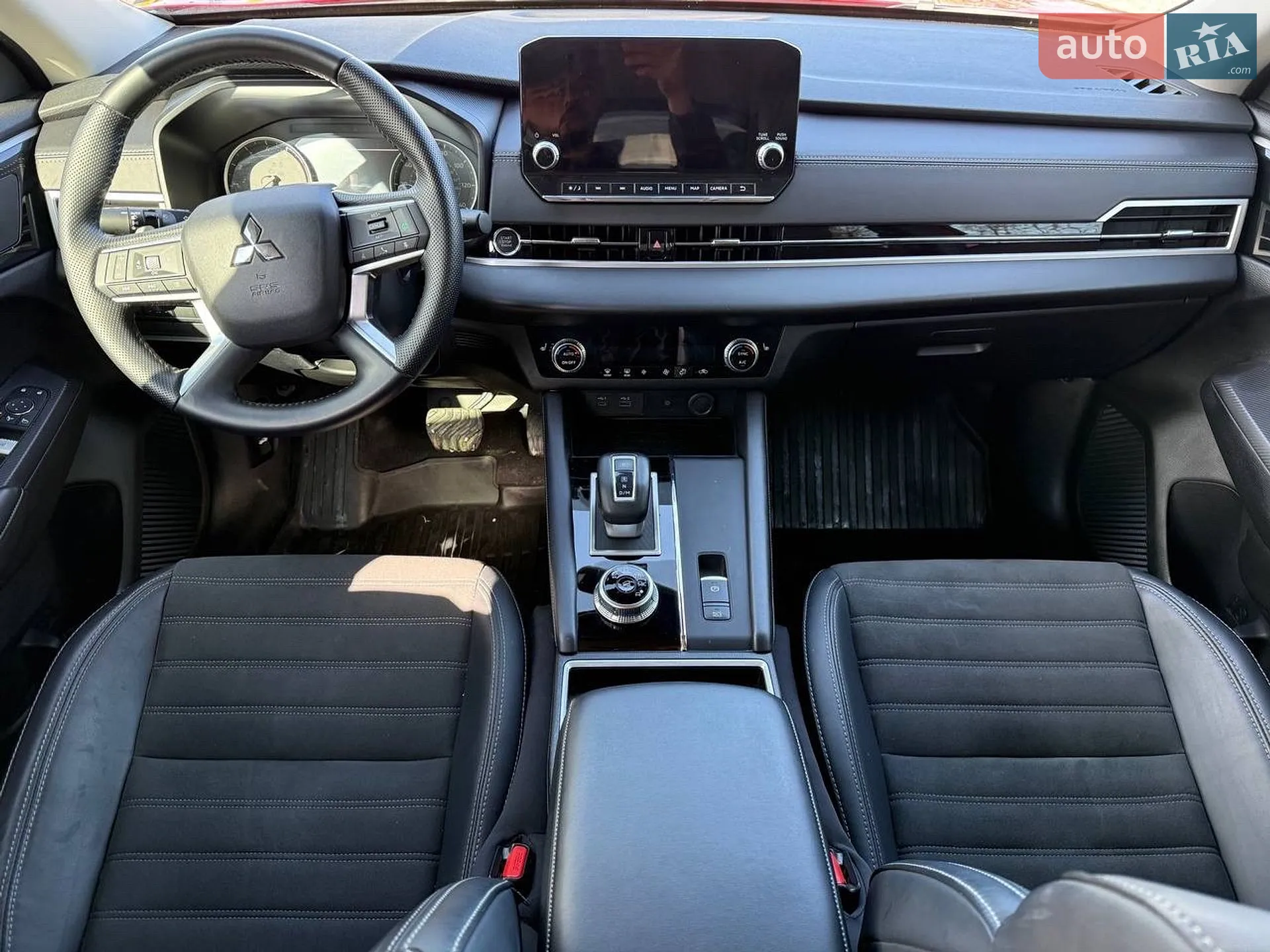 2024 Mitsubishi Outlander - мініатюра 28