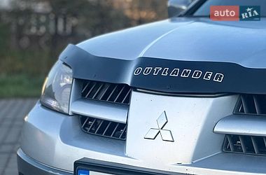 Позашляховик / Кросовер Mitsubishi Outlander 2004 в Львові
