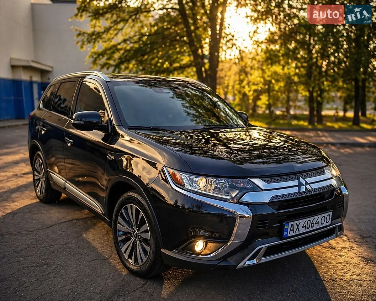 2018 Mitsubishi Outlander - мініатюра 47