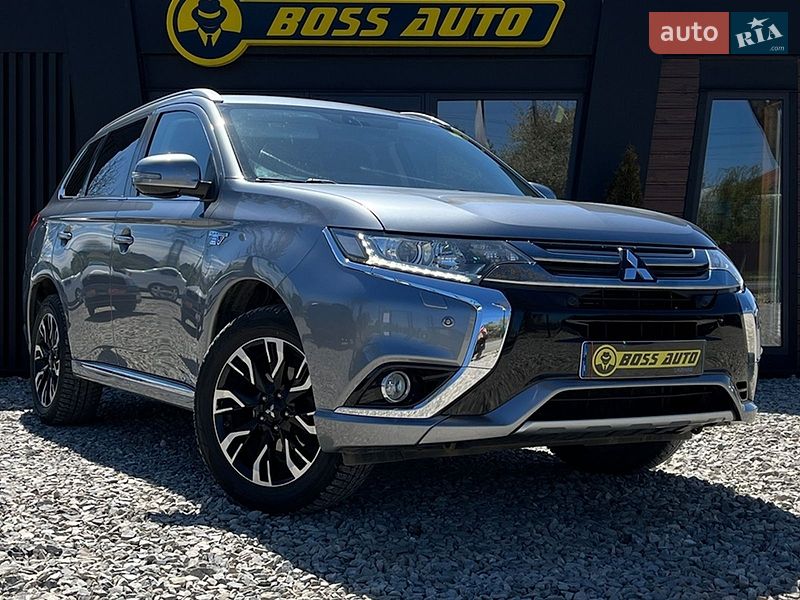 Mitsubishi Outlander 2016