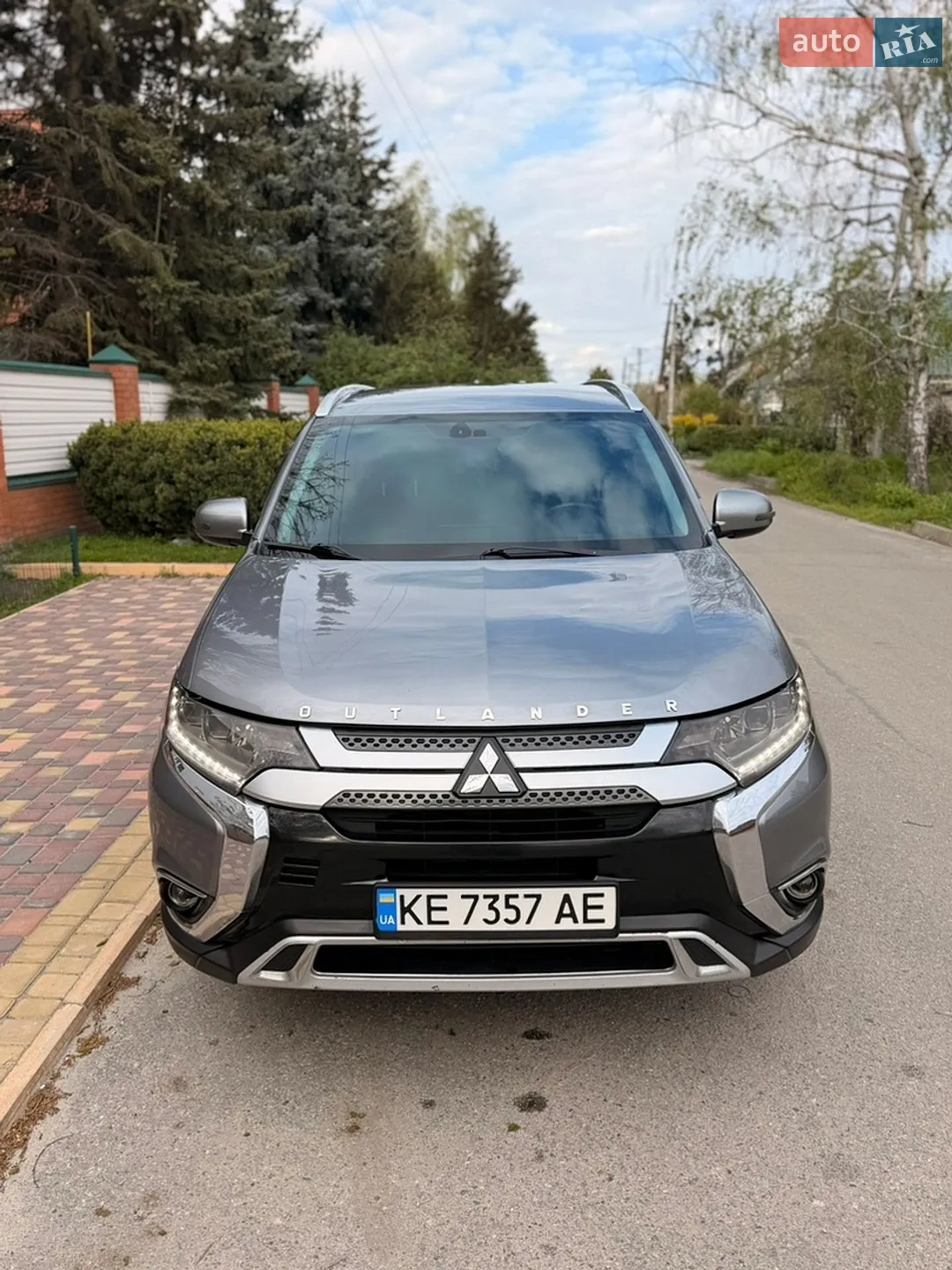 2019 Mitsubishi Outlander - мініатюра 2