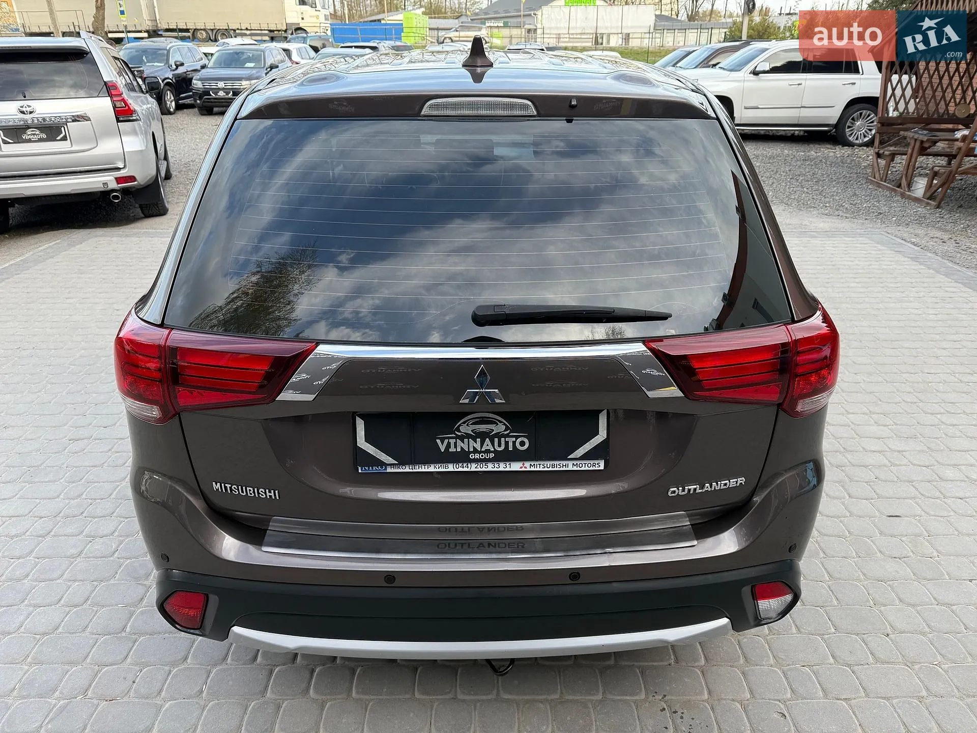 2018 Mitsubishi Outlander - мініатюра 17