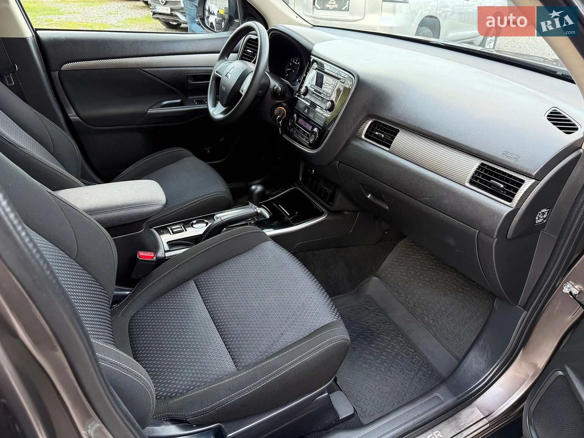 2018 Mitsubishi Outlander - мініатюра 47