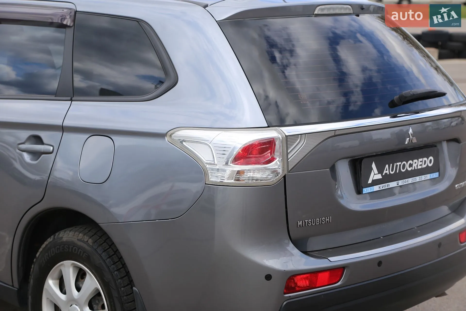 2013 Mitsubishi Outlander - мініатюра 8