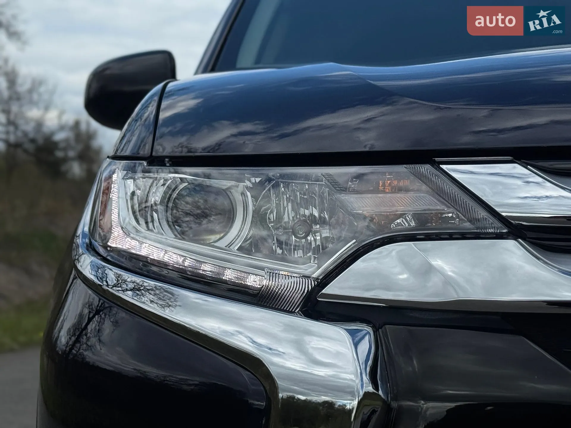 2018 Mitsubishi Outlander - мініатюра 13