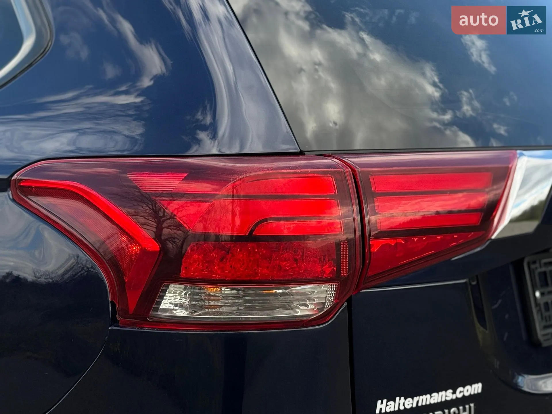 2018 Mitsubishi Outlander - мініатюра 28