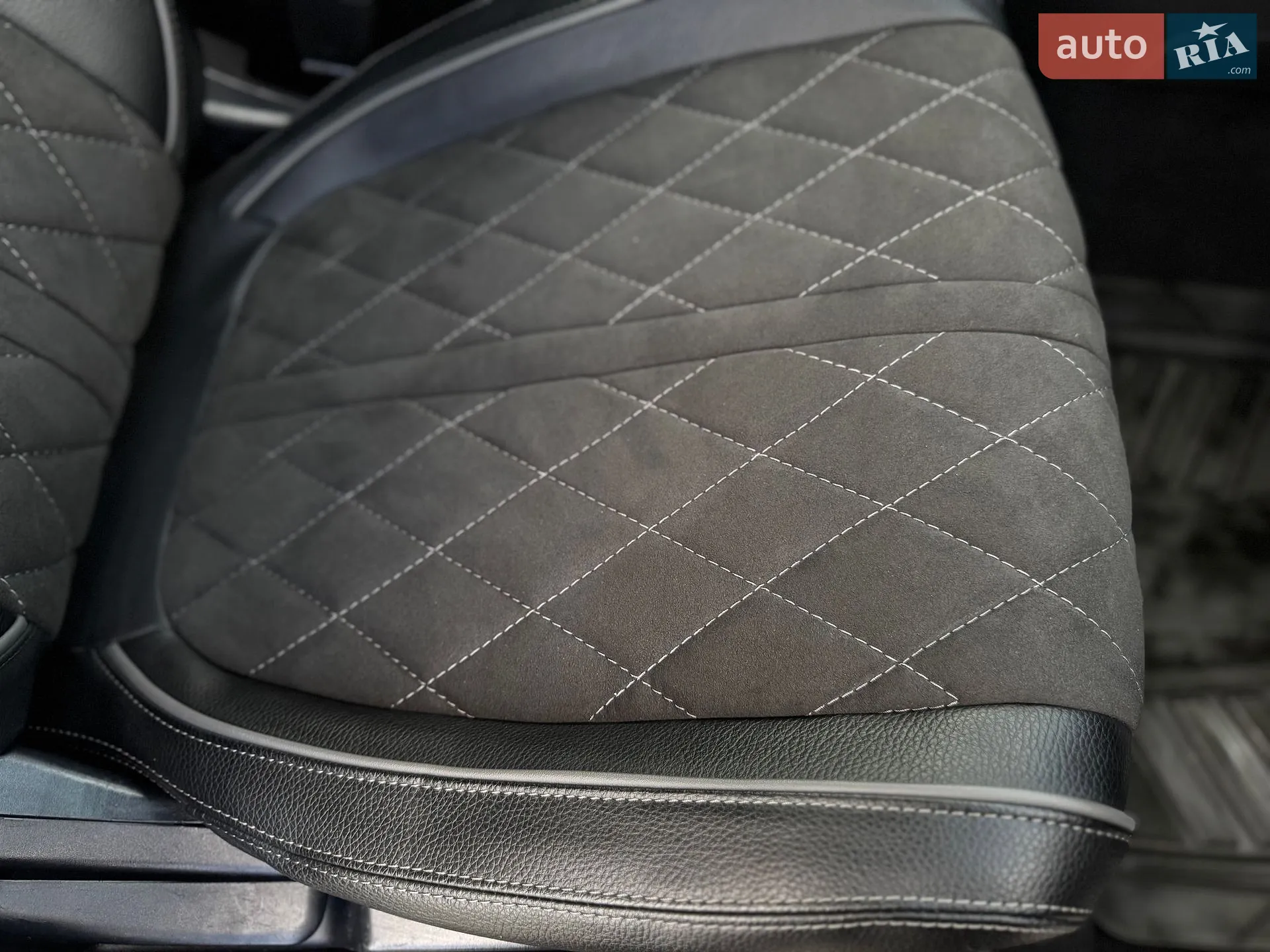 2018 Mitsubishi Outlander - мініатюра 43