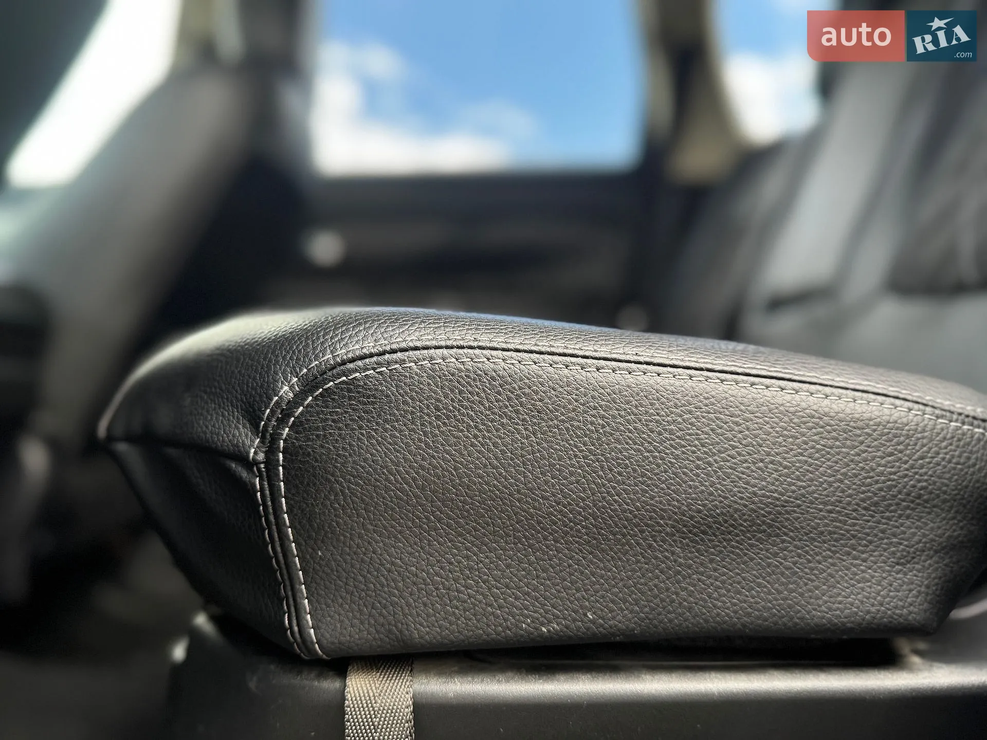 2018 Mitsubishi Outlander - мініатюра 76