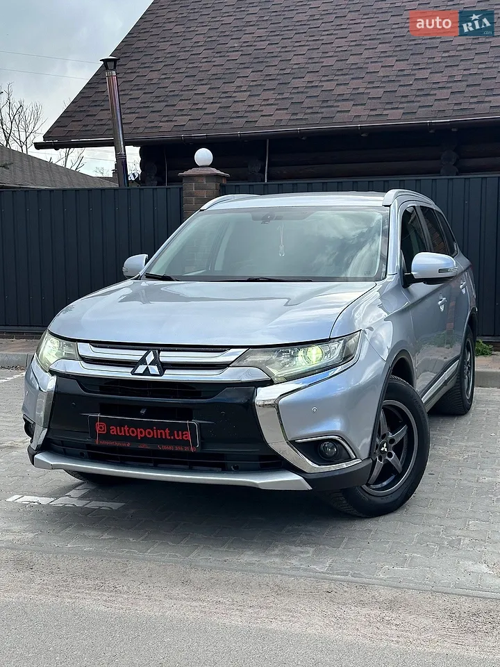2017 Mitsubishi Outlander - мініатюра 22