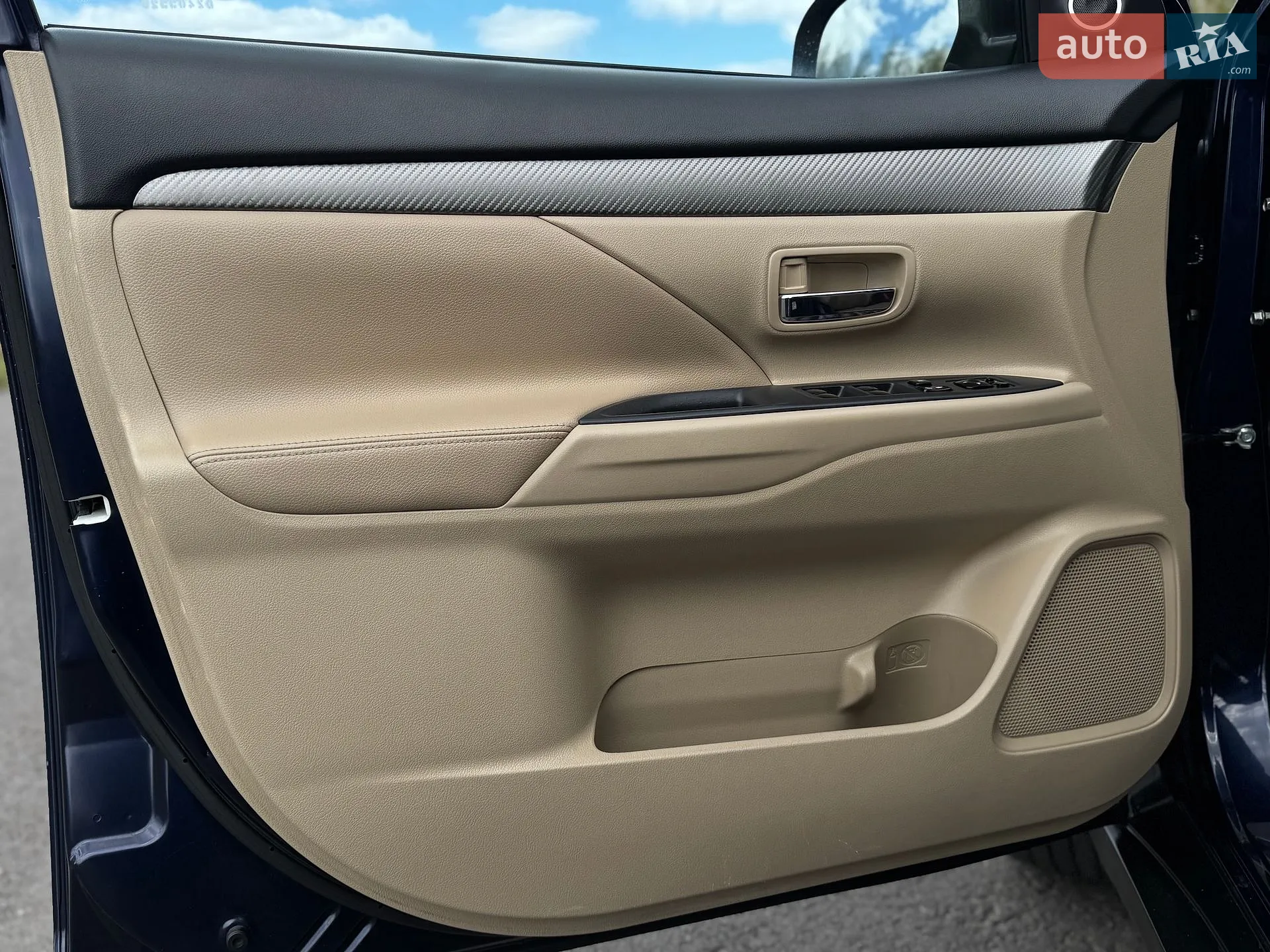 2013 Mitsubishi Outlander - мініатюра 48