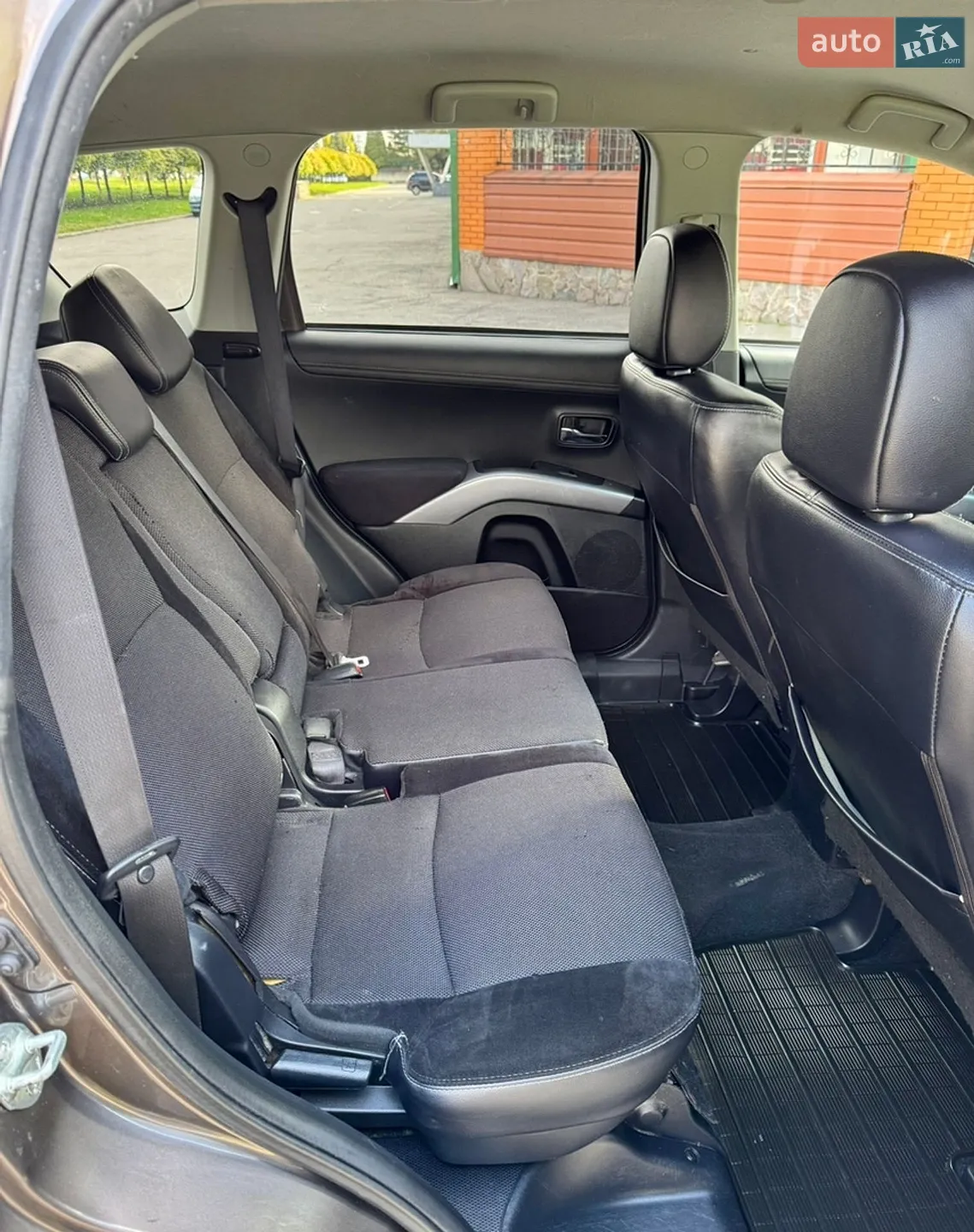 2010 Mitsubishi Outlander - мініатюра 27