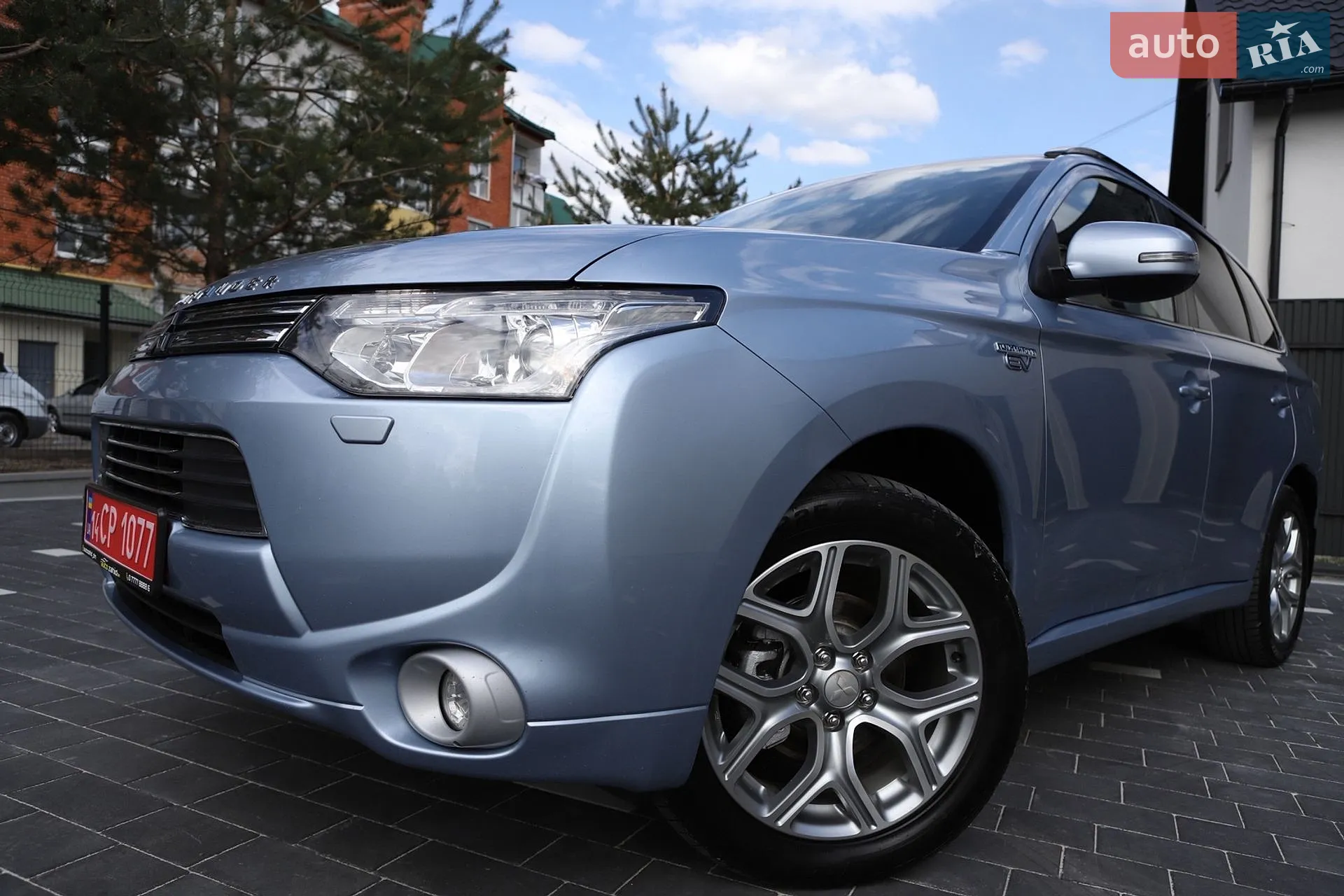 2014 Mitsubishi Outlander - мініатюра 14