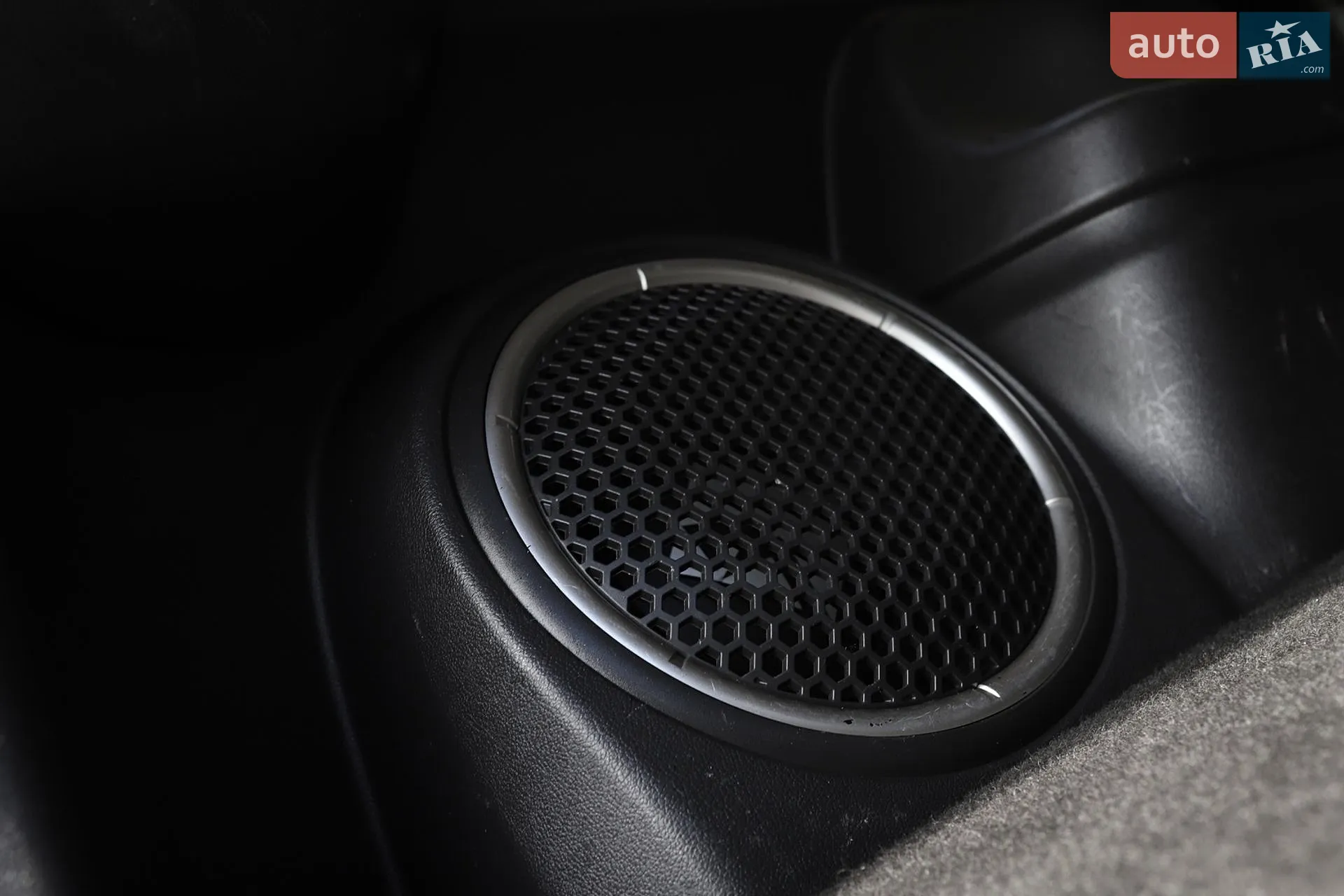 2014 Mitsubishi Outlander - мініатюра 48