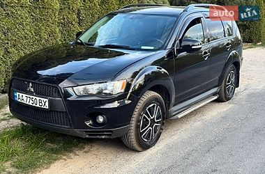 Позашляховик / Кросовер Mitsubishi Outlander 2011 в Славуті