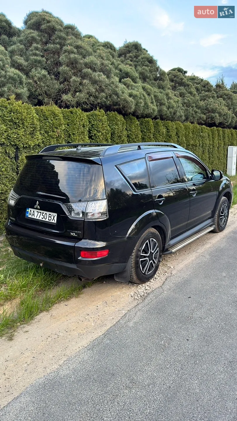2011 Mitsubishi Outlander - мініатюра 19