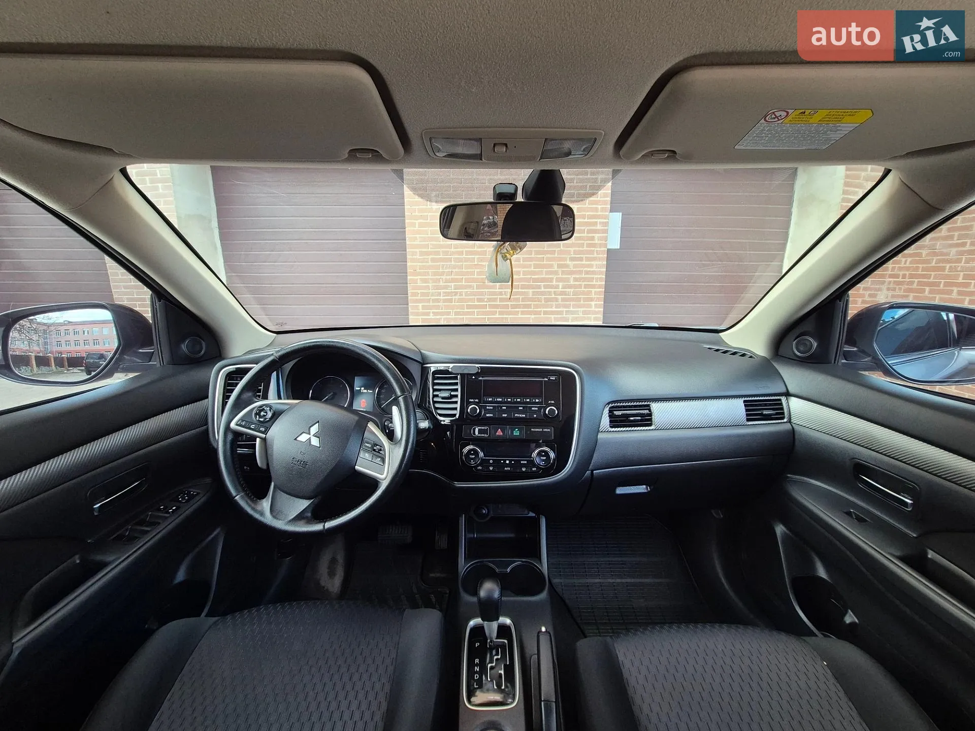 2012 Mitsubishi Outlander - мініатюра 16
