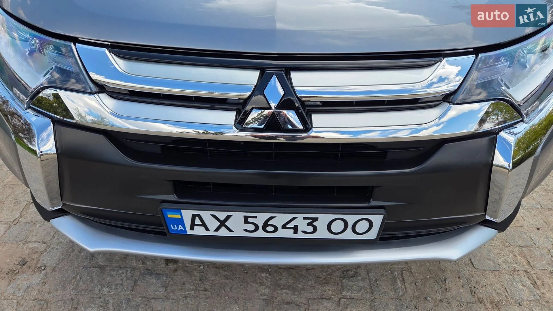 2016 Mitsubishi Outlander - мініатюра 2