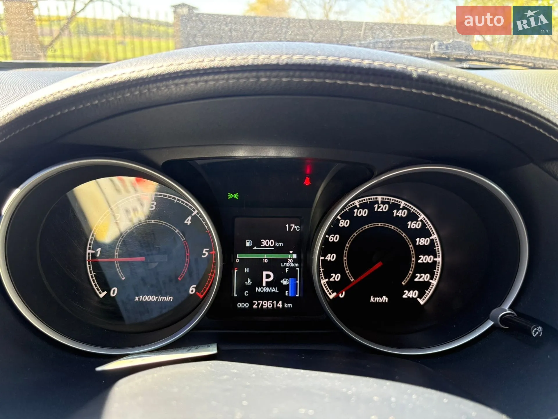 2010 Mitsubishi Outlander - мініатюра 26