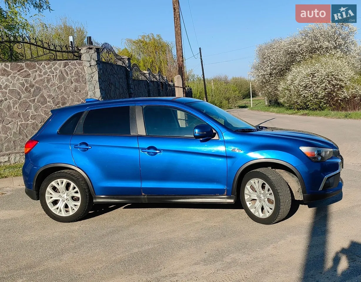 2018 Mitsubishi Outlander - мініатюра 18