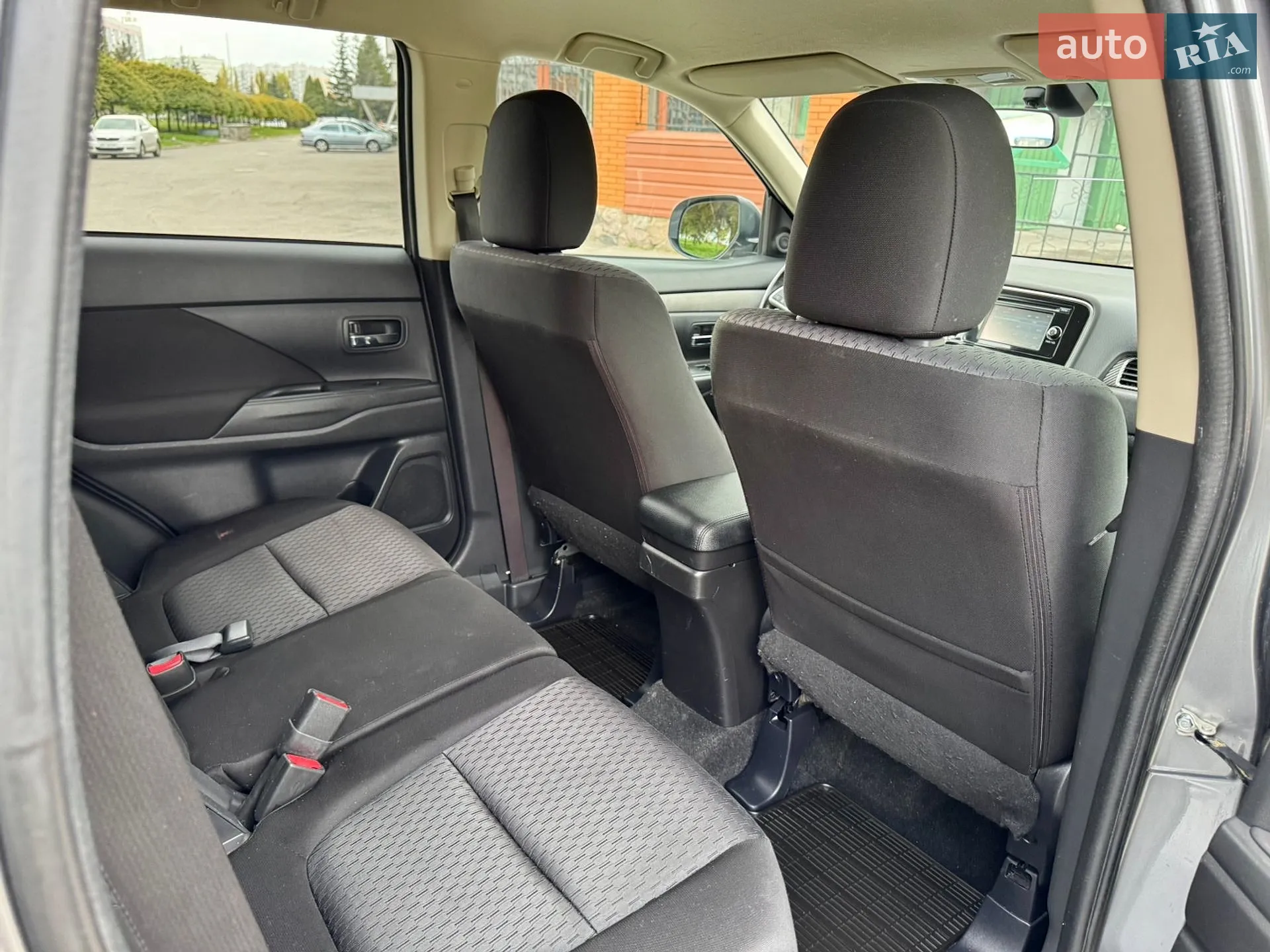 2013 Mitsubishi Outlander - мініатюра 30