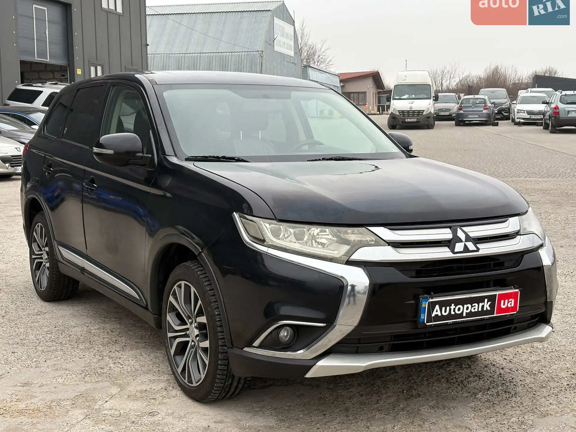 2017 Mitsubishi Outlander - мініатюра 3