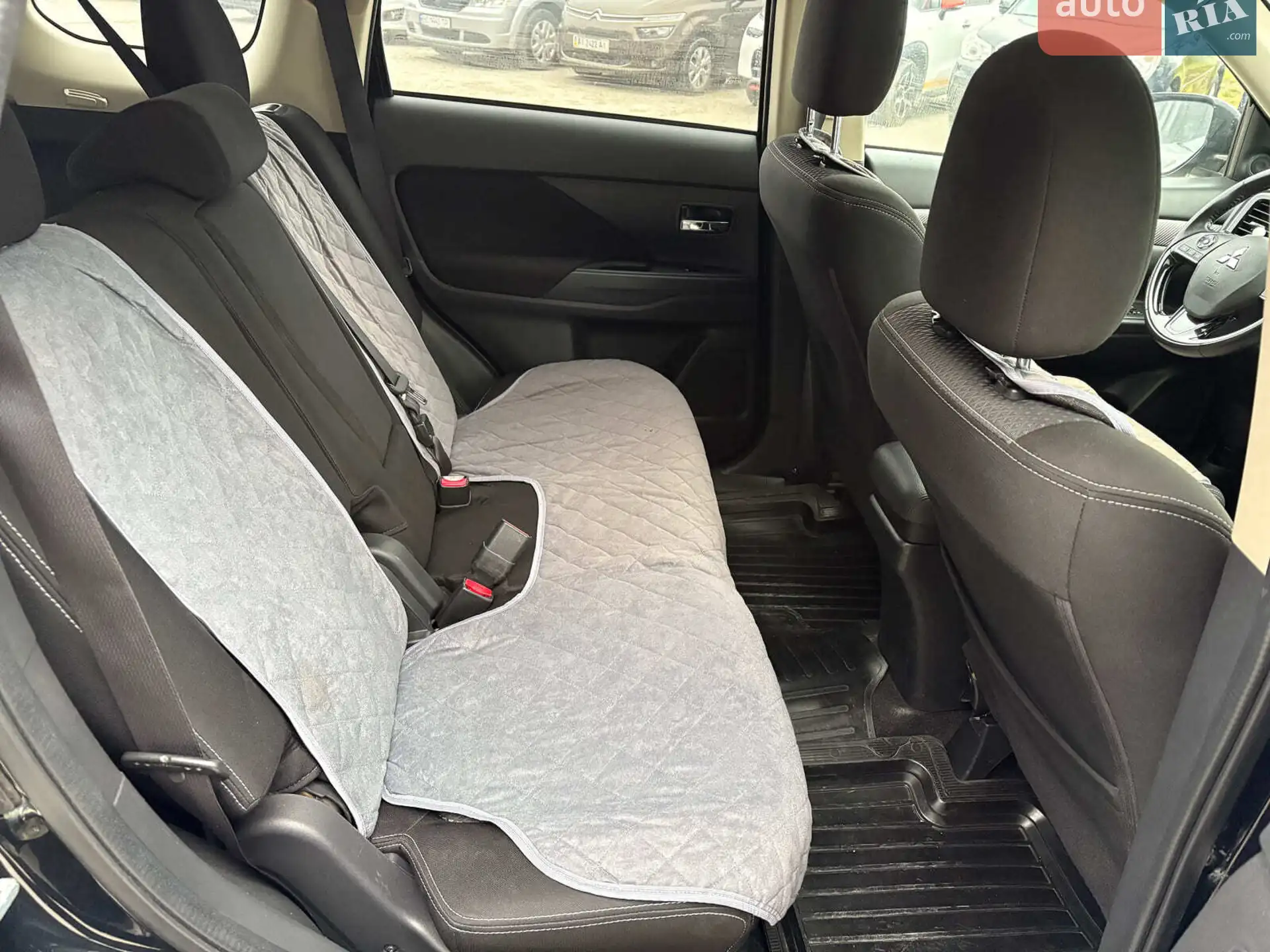 2017 Mitsubishi Outlander - мініатюра 34
