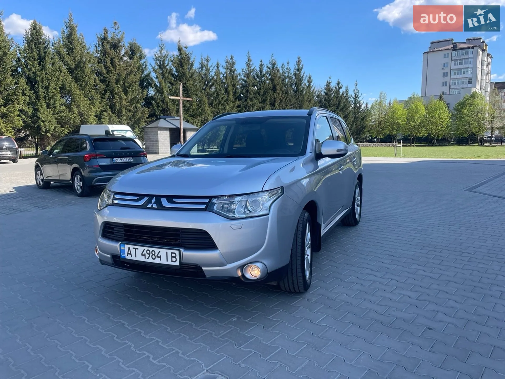 2012 Mitsubishi Outlander - фото 1