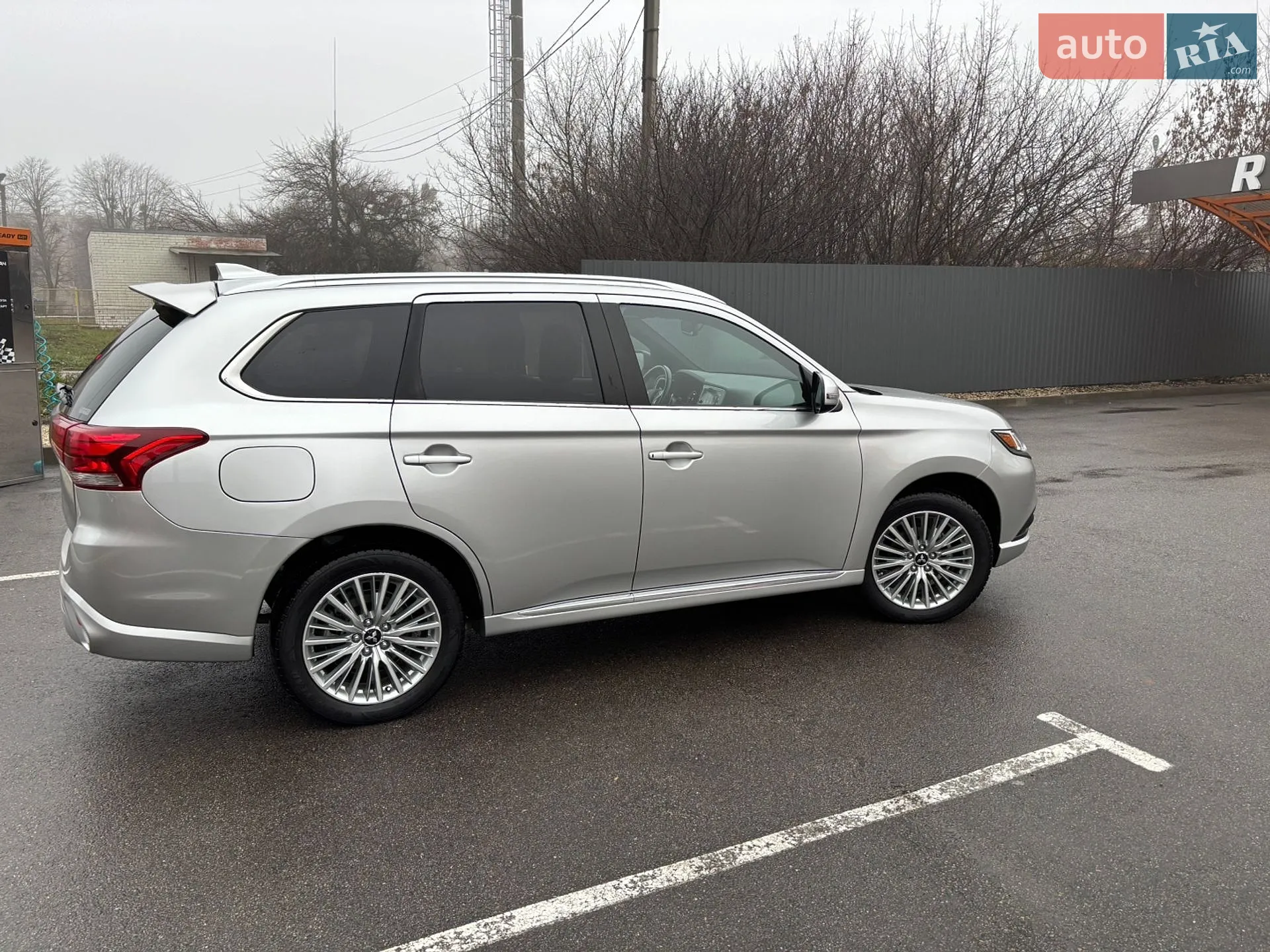 2019 Mitsubishi Outlander - мініатюра 9