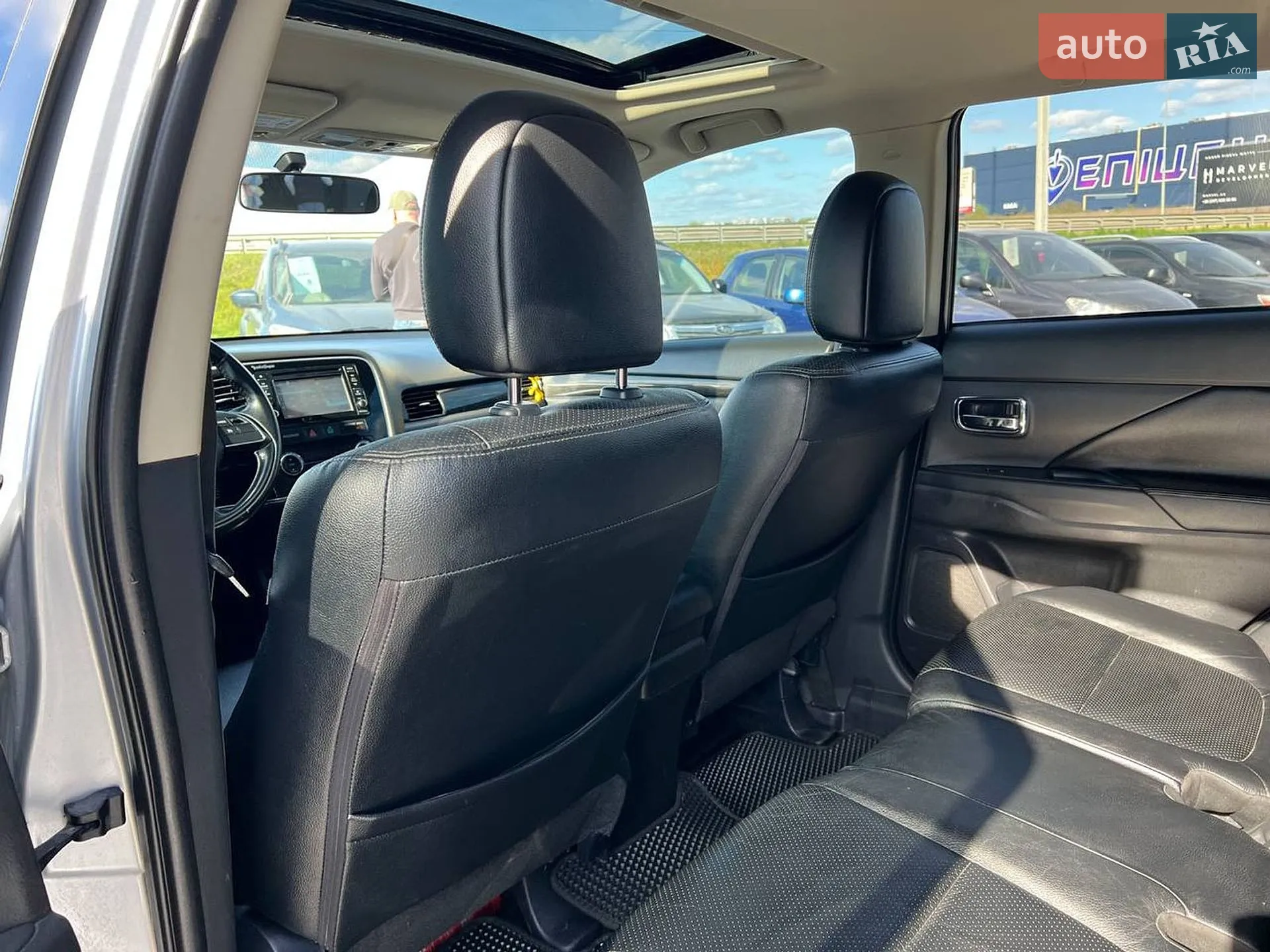 2015 Mitsubishi Outlander - мініатюра 38