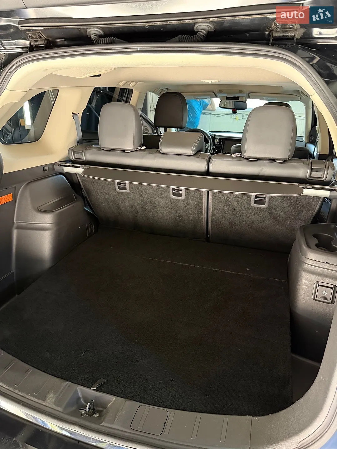 2020 Mitsubishi Outlander - мініатюра 9